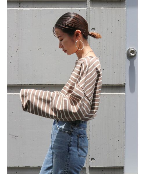 Ungrid（アングリッド）の「サイドスリットルーズボーダーロングスリーブTee（Tシャツ/カットソー・レディース・オレンジ/グリーン/ネイビー/モカ・FREE）」の21枚目の写真