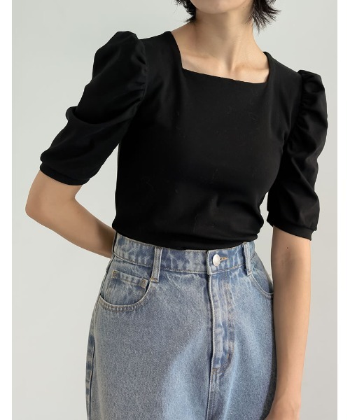 スムースカットソースクエアネックギャザースリーブトップス