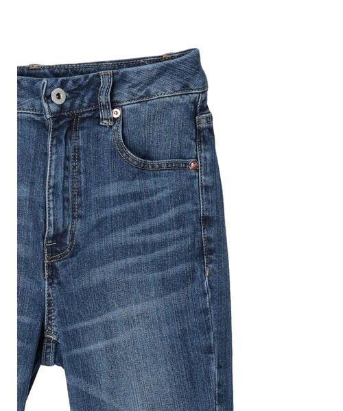 earth music&ecology（アースミュージックアンドエコロジー）の「セルフカットセミフレアデニムパンツ（デニムパンツ・レディース・ライトインディゴブルー/ブルー系その他・L/S/M）」の14枚目の写真
