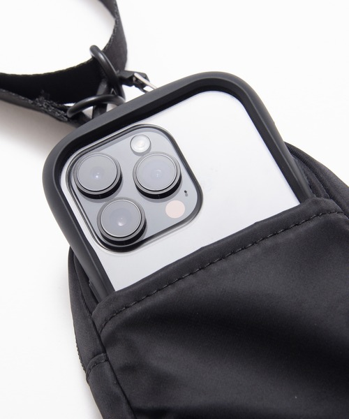 Arnold Palmer（アーノルドパーマー）の「ナイロン ツイル ミニ シェア ショルダーポーチ（ショルダーバッグ・レディース・ブラック/ベージュ/ネイビー・F）」の10枚目の写真