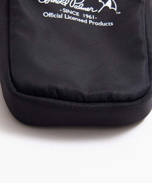 Arnold Palmer（アーノルドパーマー）の「ナイロン ツイル ミニ シェア ショルダーポーチ（ショルダーバッグ・レディース・ブラック/ベージュ/ネイビー・F）」の12枚目の写真