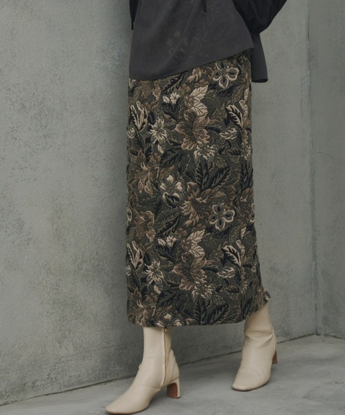 Unitage（ユニテージ）の「総柄ジャガードロングスカート（スカート・レディース・その他/ブラウン・FREE）」の5枚目の写真