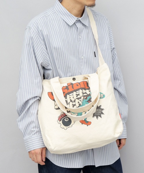 VISION STREET WEAR(ヴィジョンストリートウェア)の「2WAY キャンバス ショルダー トートバッグ(トートバッグ・メンズ・ホワイト系その他2/ホワイト系その他/ホワイト系その他3/ホワイト系その他4/ホワイト系その他5/ホワイト系その他6/ホワイト系その他7・FREE)」の4枚目の写真