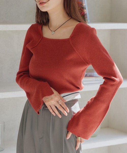 Kastane（カスタネ）の「リブ袖フレアニット（ニット/セーター・レディース・アイボリー/ブルー/レッド・FREE）」の3枚目の写真