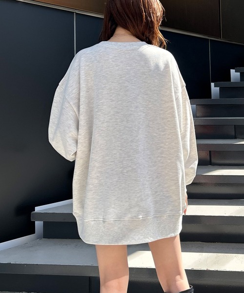 INGNI(イング)の「胸ふくれ刺しゅうロゴチュニック(スウェット・レディース・グレー/オートミール/ブラック・M)」の6枚目の写真