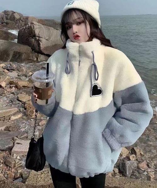 Mayree（メイリー）の「【Mayree】モコモコ ボアジャケット（ブルゾン・レディース・ピンク/ブルーグレー・LARGE/MEDIUM/X-LARGE）」の6枚目の写真