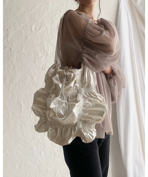 She's Closet(シーズクローゼット)の「メタリックシャーリングショルダーバッグ/肩掛けトートバッグ(ショルダーバッグ・レディース・アイボリー/ゴールド/ブラック/シルバー・FREE)」の21枚目の写真