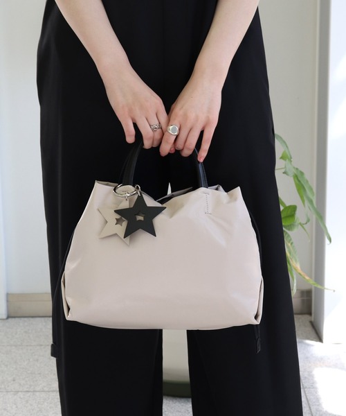 Jines(ジネス)の「エアリースター★トートBAG(トートバッグ・レディース・ベージュ/ブラック/アイボリー・FREE)」の9枚目の写真