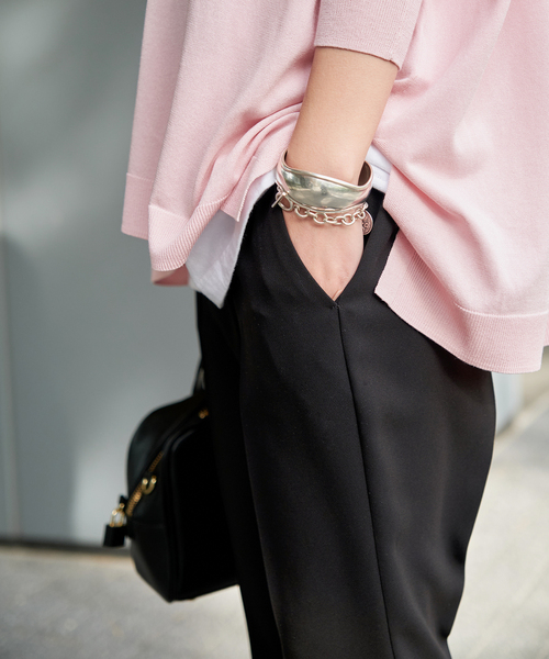 新品Spick and Span
ルーズベイカーパンツ　黒 セール】イージーストレートパンツ（スラックス）｜Spick & Span