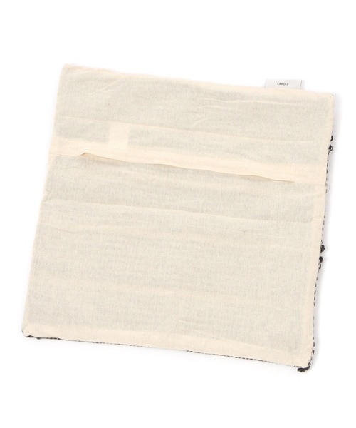 LAKOLE（ラコレ）の「ぽこぽこクッションカバー / 102705（クッション/クッションカバー・レディース・ホワイト/グリーン/ブラック・FREE）」の4枚目の写真