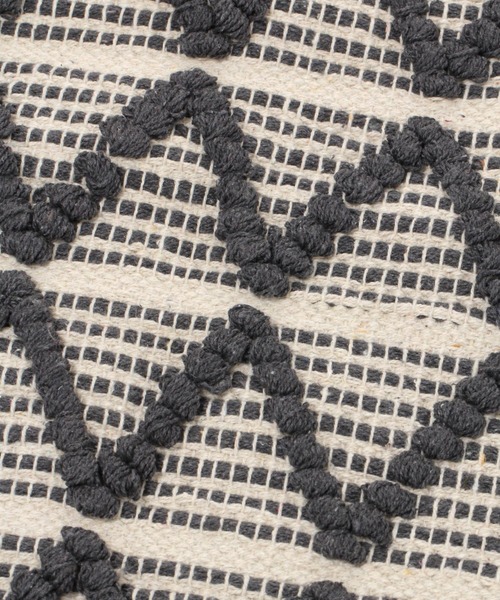 LAKOLE（ラコレ）の「ぽこぽこクッションカバー / 102705（クッション/クッションカバー・レディース・ホワイト/グリーン/ブラック・FREE）」の6枚目の写真