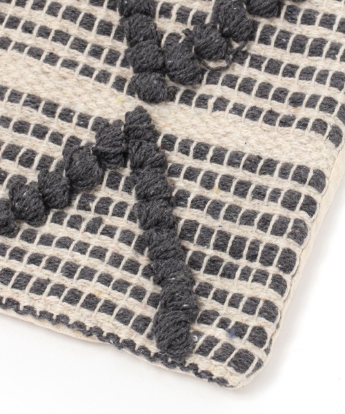 LAKOLE（ラコレ）の「ぽこぽこクッションカバー / 102705（クッション/クッションカバー・レディース・ホワイト/グリーン/ブラック・FREE）」の7枚目の写真