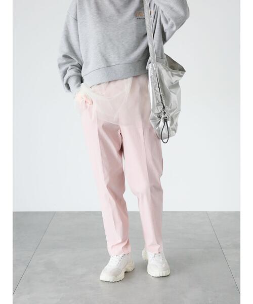 Lugnoncure(ルノンキュール)の「ストレッチテーパードパンツ(その他パンツ・レディース・ベージュ/ブラック/ネイビー/ピンク/グリーン・L/M/S)」の5枚目の写真