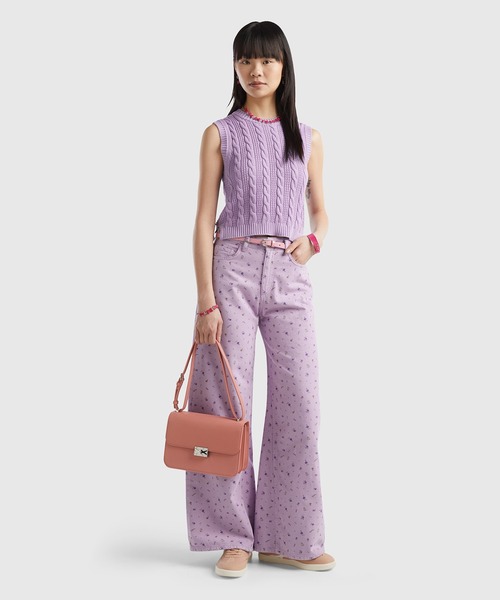 BENETTON (UNITED COLORS OF BENETTON)(ベネトンユナイテッドカラーズオブベネトン)の「コットン100%クルーネックケーブル編みクロップド丈サイドスリットノースリーブニットトップス(ベスト・レディース・ラベンダー/ライトブルー/ホワイト・SMALL/X-SMALL/MEDIUM)」の17枚目の写真