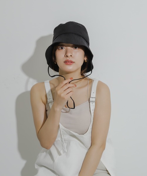 SENSE OF PLACE by URBAN RESEARCH(センスオブプレイスバイアーバンリサーチ)の「『WEB/一部店舗限定』UVダウンブリムハット(ハット・レディース・アイボリー/ブラック/ブラウン・ONE)」の13枚目の写真