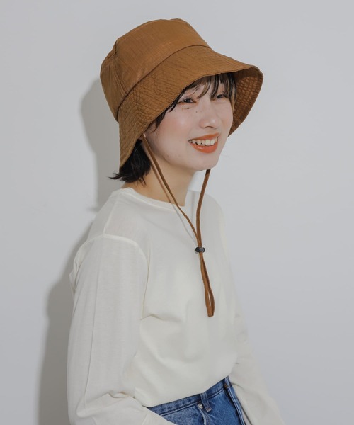 SENSE OF PLACE by URBAN RESEARCH(センスオブプレイスバイアーバンリサーチ)の「『WEB/一部店舗限定』UVダウンブリムハット(ハット・レディース・アイボリー/ブラック/ブラウン・ONE)」の15枚目の写真