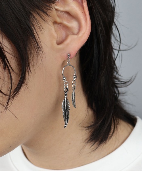 4INT.（フォイント）の「モチーフ ドロップピアス / ニッケルフリー(金属アレルギー対応)（ピアス（両耳用）・メンズ・B/A/C・FREE）」の4枚目の写真