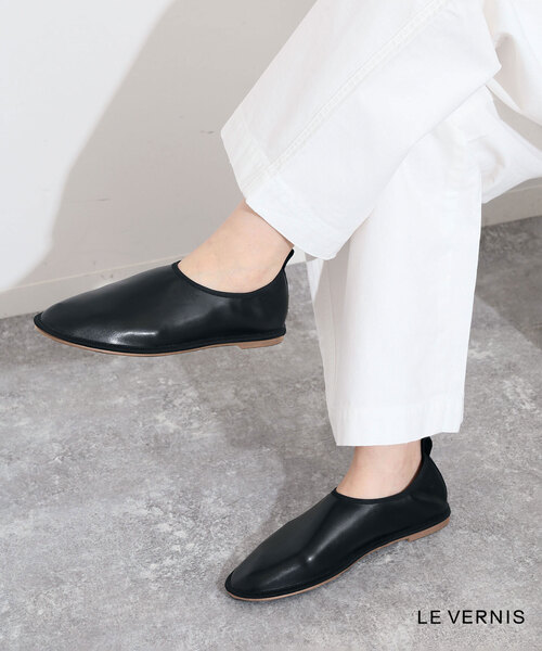 SLOBE IENA（スローブイエナ）の「【LE VERNIS/ル・ベルニ】 BERE FOOT シューズ（その他シューズ・レディース・ベージュ/ブラック・24.5cm/24cm/23.5cm/23cm）」の16枚目の写真