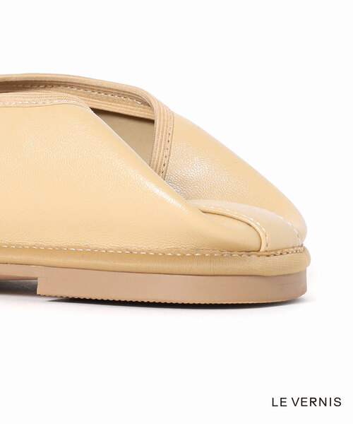 SLOBE IENA（スローブイエナ）の「【LE VERNIS/ル・ベルニ】 BERE FOOT シューズ（その他シューズ・レディース・ベージュ/ブラック・24.5cm/24cm/23.5cm/23cm）」の7枚目の写真