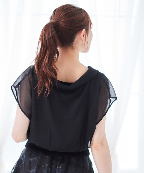 12Twelve Agenda（トゥエルブ　アジェンダ）の「インナー付シアーシャツフレンチスリーブプルオーバー（シャツ/ブラウス・レディース・アイボリー/ブラック/チャコールグレー/イエロー/ブルー・M）」の11枚目の写真