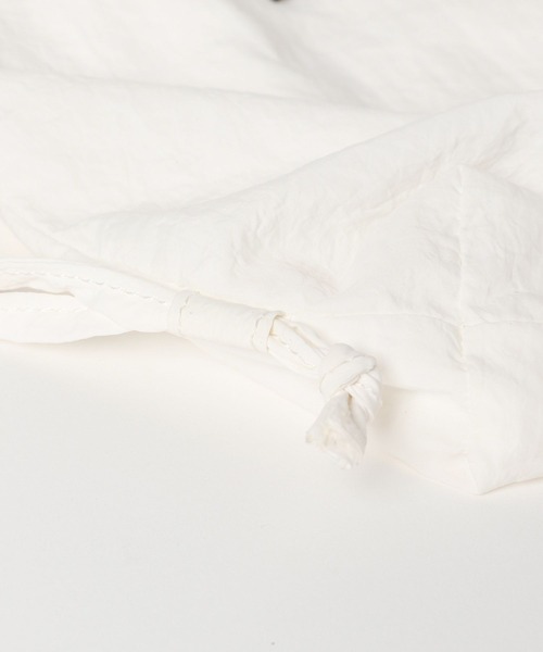 FOREVER 21(フォーエバー トゥエンティーワン)の「【2024SS】リボンナップサック(バックパック/リュック・レディース・ネイビー/ホワイト・FREE)」の6枚目の写真