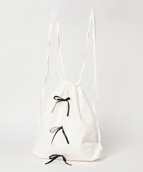 FOREVER 21(フォーエバー トゥエンティーワン)の「【2024SS】リボンナップサック(バックパック/リュック・レディース・ネイビー/ホワイト・FREE)」の11枚目の写真