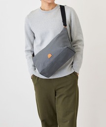 横型ショルダーバッグ