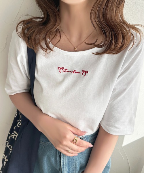 apres jour（アプレジュール）の「ロゴリボン刺繍Tシャツ【ZOZOTOWN限定アイテム】（Tシャツ/カットソー・レディース・ホワイト系その他/オフホワイト/ブラック・X-LARGE/フリー）」の12枚目の写真
