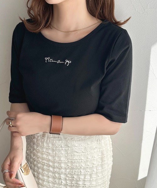 apres jour（アプレジュール）の「ロゴリボン刺繍Tシャツ【ZOZOTOWN限定アイテム】（Tシャツ/カットソー・レディース・ホワイト系その他/オフホワイト/ブラック・X-LARGE/フリー）」の18枚目の写真