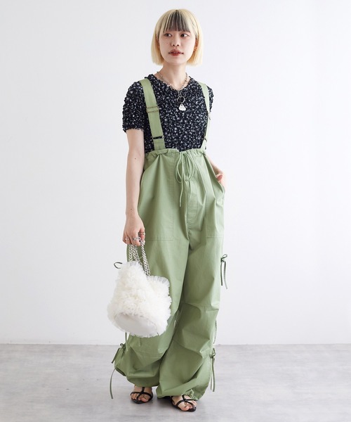 w closet（ダブルクローゼット）の「サイドリボンパラシュートパンツ（カーゴパンツ・レディース・ピンク/ホワイト系その他/カーキ/オフホワイト・FREE）」の20枚目の写真