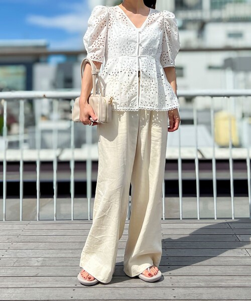 NOLLEY’S（ノーリーズ）の「横長ボストン（ボストンバッグ・レディース・グレイッシュブルー/オフホワイト・FREE）」の5枚目の写真