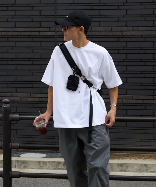 meltum(メルタム)の「【ZOZO限定】COOLMAX OVERSIZED TEE S/S(Tシャツ/カットソー・メンズ・ホワイト/ブラック/ネイビー・LARGE/MEDIUM/SMALL)」の19枚目の写真