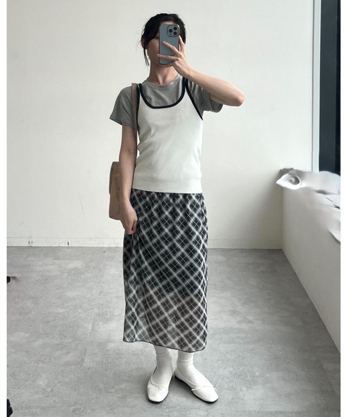 3.3 Field Trip （3.3フィールドトリップ）の「3.3 Field Trip／バイカラーノースリーブ（キャミソール・レディース・アイボリー/ブラック・FREE）」の4枚目の写真