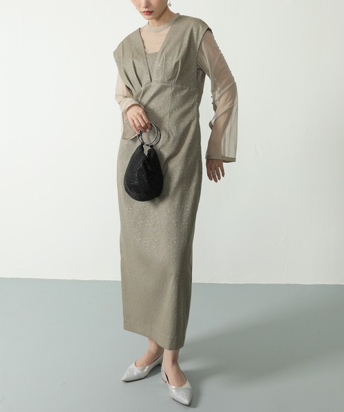 Kana（カナ）の「リングハンドル キラキラ ビジュー トライアングルバッグ 結婚式 お呼ばれ オケージョン デイリー（ハンドバッグ・レディース・ブラック/シルバー/ブラック×シルバー・フリー）」の4枚目の写真