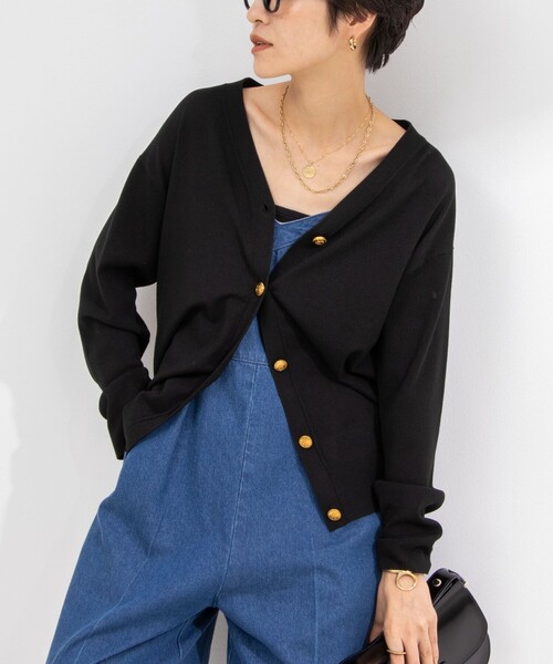 美品　25SS　Rie Miller　洗える 金ボタンVネックカーディガン　黒 美品 25SS Rie Miller 洗える 金ボタンVネックカーディガン 黒