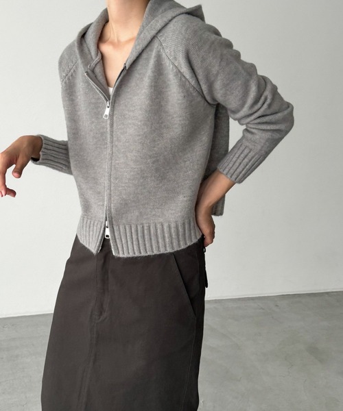 CANAL JEAN（キャナルジーン）の「El mar　ソフトニットラグランZIPパーカー（ニット/セーター・レディース・アイボリー/グレー/レッド・ONE SIZE）」の7枚目の写真