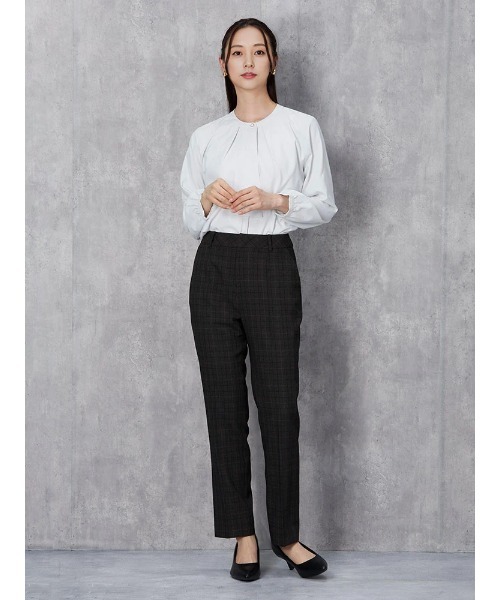 Perfect Suit FActory（パーフェクトスーツファクトリー）の「グレンチェックスーツ　テーパードパンツ　ネイビー/ブラウン【マシンウォッシャブル】【ストレッチ】（スーツパンツ・レディース・ブラウン/ネイビー・9号/7号）」の6枚目の写真