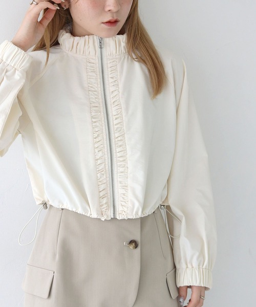 CLEIO（クレイオ）の「【CLEIO】スタンドカラーナイロンブルゾン/STAND COLLAR NYLON BLOUSON/922-12616（ナイロンジャケット・レディース・ベージュ/アイボリー/ブラック・FREE）」の5枚目の写真