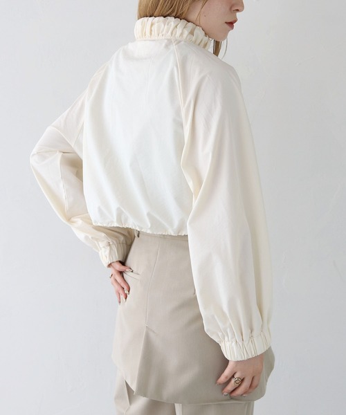 CLEIO（クレイオ）の「【CLEIO】スタンドカラーナイロンブルゾン/STAND COLLAR NYLON BLOUSON/922-12616（ナイロンジャケット・レディース・ベージュ/アイボリー/ブラック・FREE）」の9枚目の写真