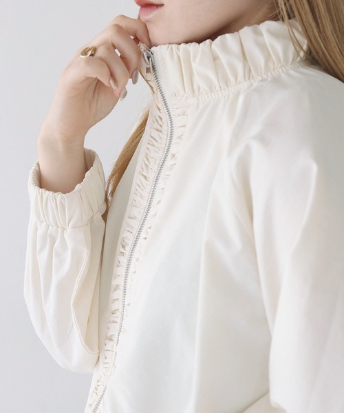 CLEIO（クレイオ）の「【CLEIO】スタンドカラーナイロンブルゾン/STAND COLLAR NYLON BLOUSON/922-12616（ナイロンジャケット・レディース・ベージュ/アイボリー/ブラック・FREE）」の7枚目の写真