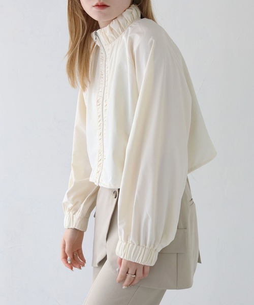 CLEIO（クレイオ）の「【CLEIO】スタンドカラーナイロンブルゾン/STAND COLLAR NYLON BLOUSON/922-12616（ナイロンジャケット・レディース・ベージュ/アイボリー/ブラック・FREE）」の22枚目の写真