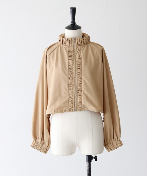 CLEIO(クレイオ)の「【CLEIO】スタンドカラーナイロンブルゾン/STAND COLLAR NYLON BLOUSON/922-12616(ナイロンジャケット・レディース・ベージュ/アイボリー/ブラック・FREE)」の6枚目の写真