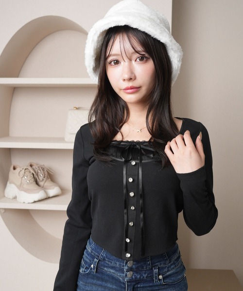 LIPSERVICE（リップサービス）の「リボンレースレイヤードトップス（Tシャツ/カットソー・レディース・ブラック/グレー/アイボリー・FREE）」の2枚目の写真