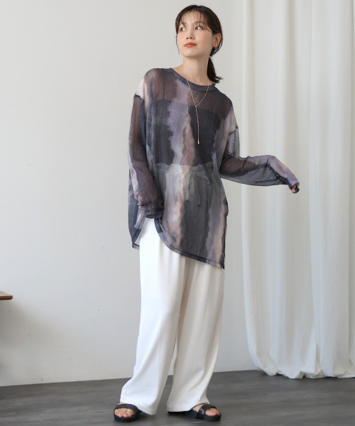 Bou Jeloud（ブージュルード）の「オーバーサイズニュアンスシアートップス（Tシャツ/カットソー・レディース・ブラウン/ネイビー・FREE）」の21枚目の写真