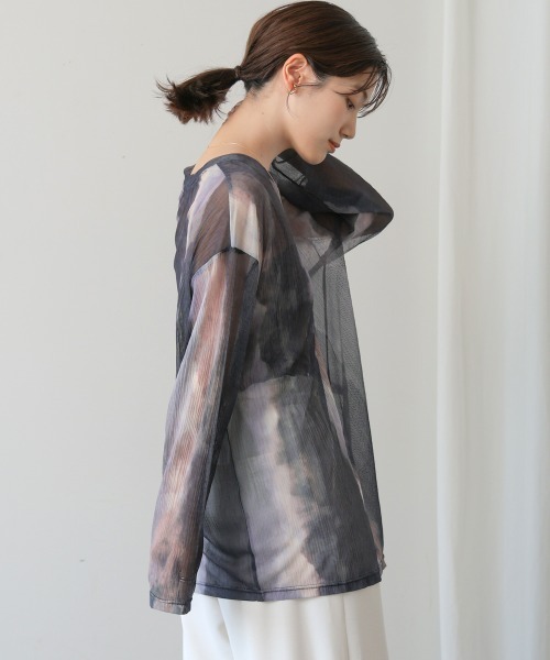 Bou Jeloud（ブージュルード）の「オーバーサイズニュアンスシアートップス（Tシャツ/カットソー・レディース・ブラウン/ネイビー・FREE）」の18枚目の写真