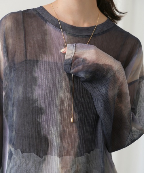 Bou Jeloud（ブージュルード）の「オーバーサイズニュアンスシアートップス（Tシャツ/カットソー・レディース・ブラウン/ネイビー・FREE）」の14枚目の写真