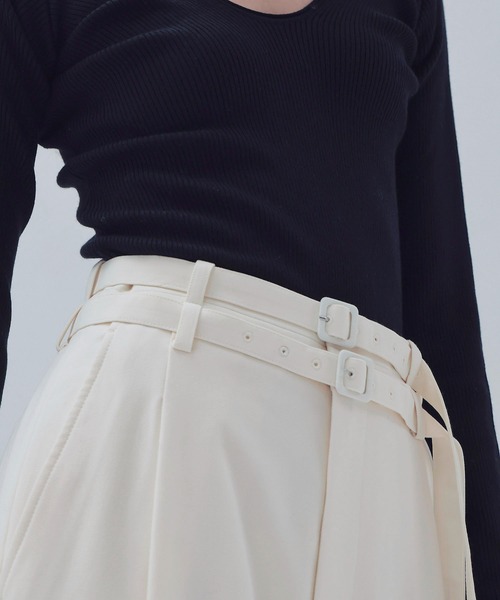 DRESSLAVE（ドレスレイブ）の「W loop one tuck wide pants(ダブルループワンタックワイドパンツ)（デニムパンツ・レディース・ネイビー/ホワイト/ブラウン・36/38）」の6枚目の写真