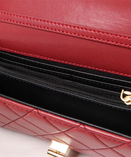 NICAL（ニカル）の「【本革】【NICAL】キルトチェーンバック/544380（ショルダーバッグ・レディース・ネイビー/ベージュ/レッド/キャメル/ブラック・FREE）」の21枚目の写真