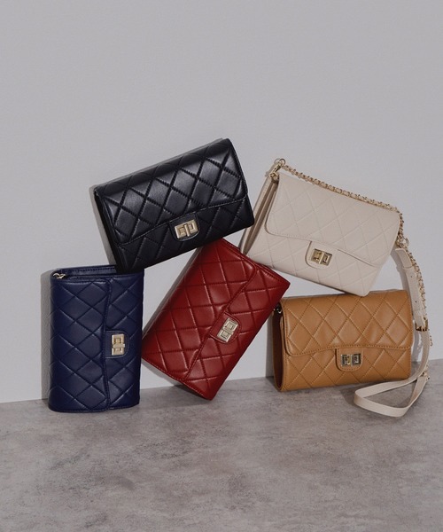 NICAL（ニカル）の「【本革】【NICAL】キルトチェーンバック/544380（ショルダーバッグ・レディース・ネイビー/ベージュ/レッド/キャメル/ブラック・FREE）」の6枚目の写真