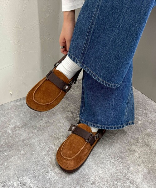 fredy emue(フレディエミュ)の「【SHAKA/シャカ】MOG MULE TASSEL SUEDE(サンダル・レディース・ブラック/ブラウン・24/23)」の8枚目の写真